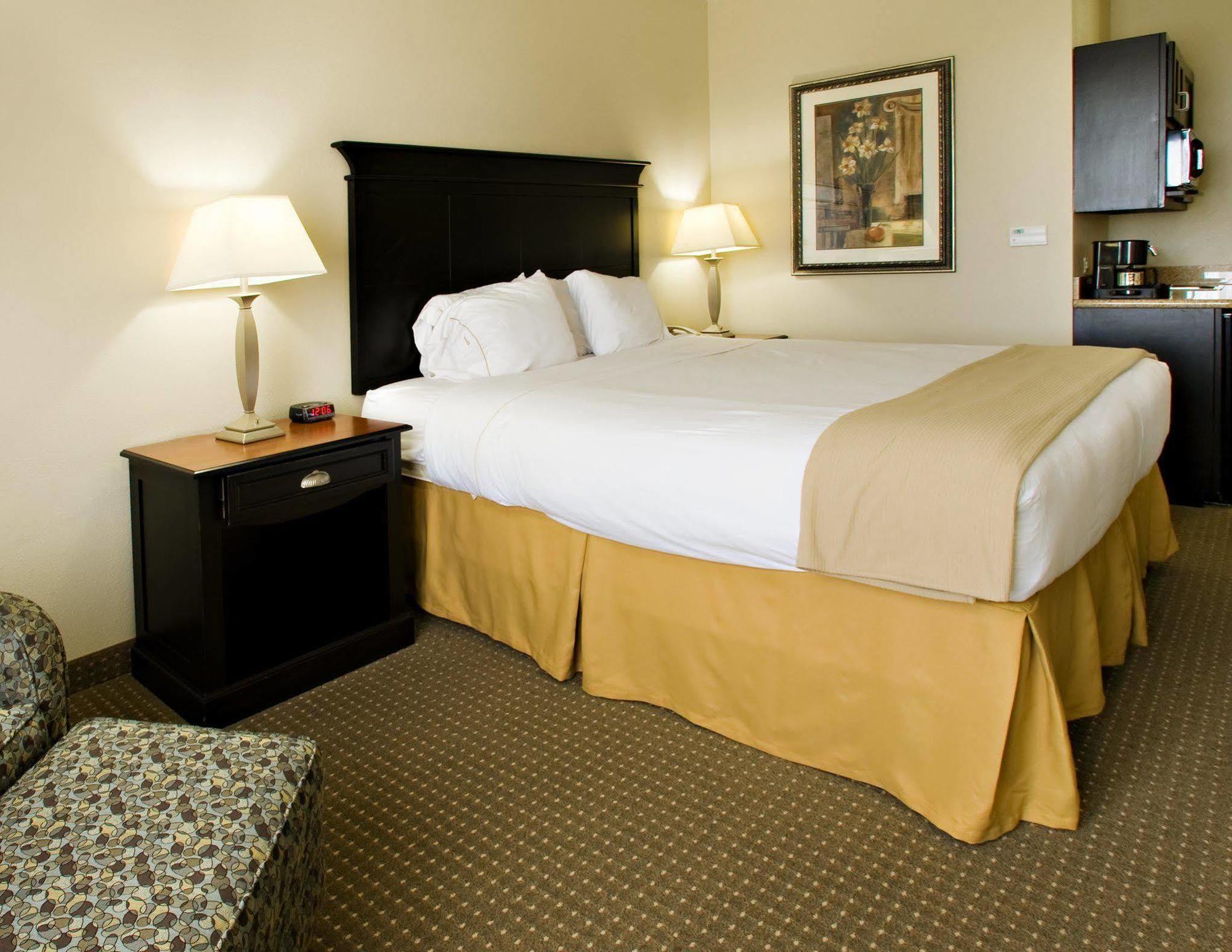 Holiday Inn Express Vernon College Area Highway 287 By Ihg Phòng bức ảnh